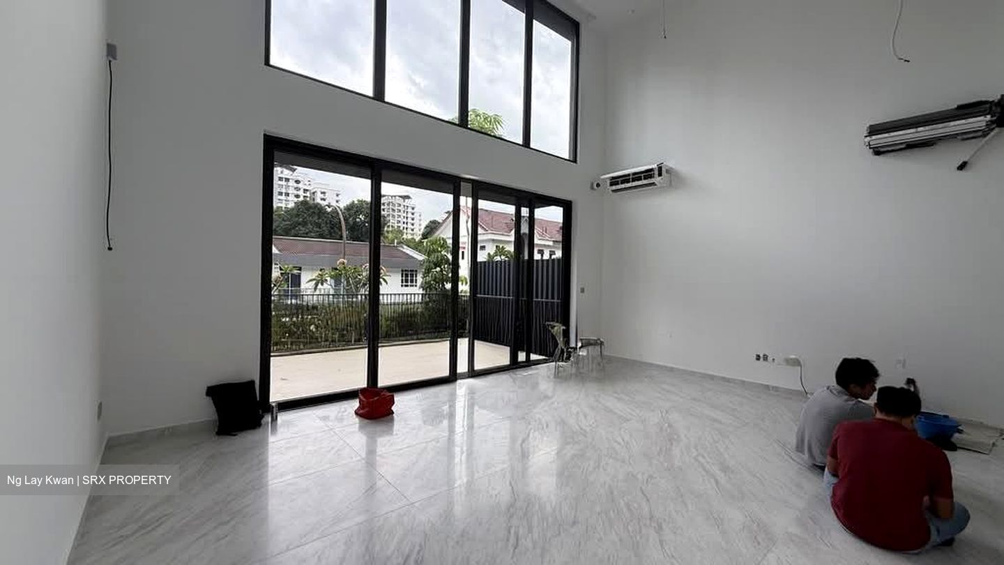 Shrewsbury Road (D11), Terrace #547436121